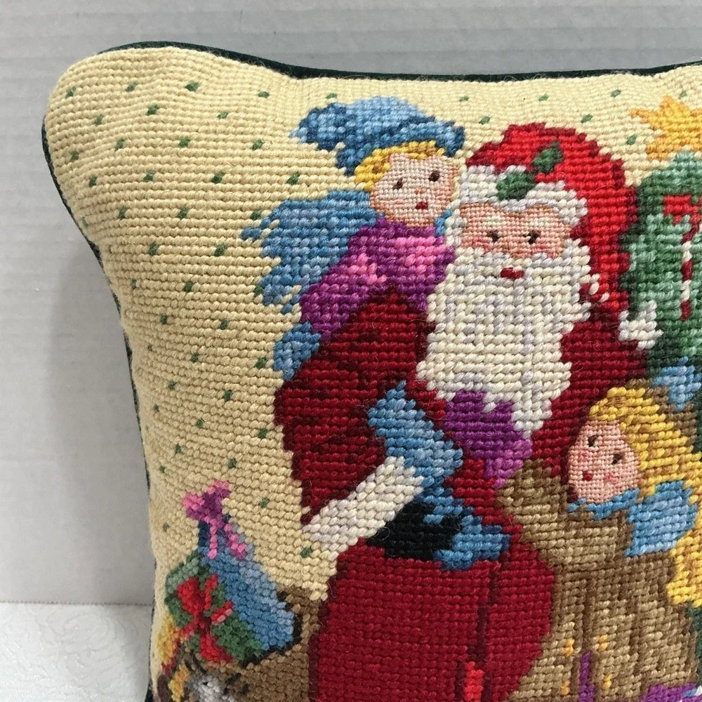 Christmas Needlepoint Throw Accent Pillow Santa Children Tree Gifts Zipper